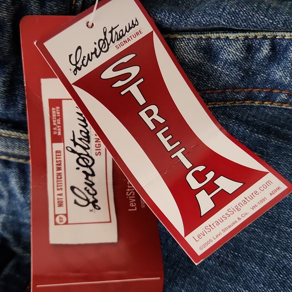 Levi Strauss 🌸 Stretch Jeans - Picture 4 of 5